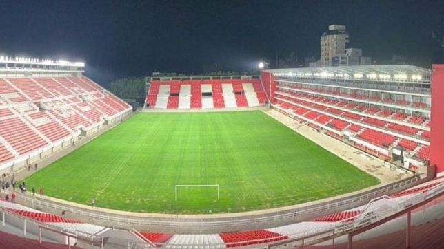 video: el impactante momento en el que iluminaron por primera vez el estadio de estudiantes en 1 y 57