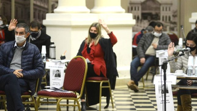 el oficialismo impuso su numero para aprobar la rendicion de cuentas de garro