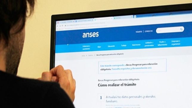 reabrieron la inscripcion a las becas de hasta $10.700 para terminar los estudios