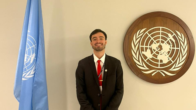 un estudiante brillo en la onu y logro el premio maximo en el prestigioso nmun en nueva york