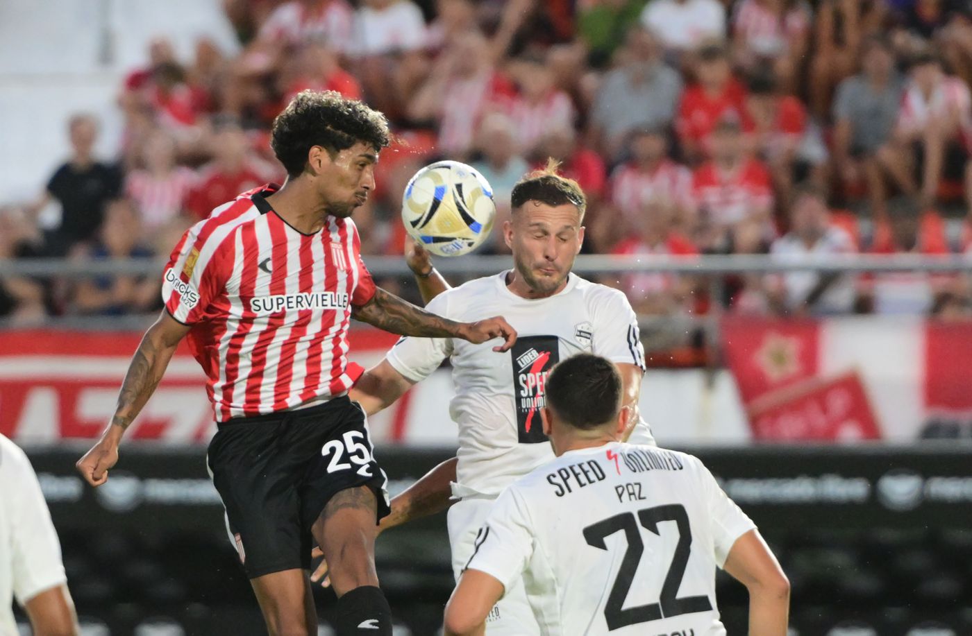 Estudiantes Riestra Medina