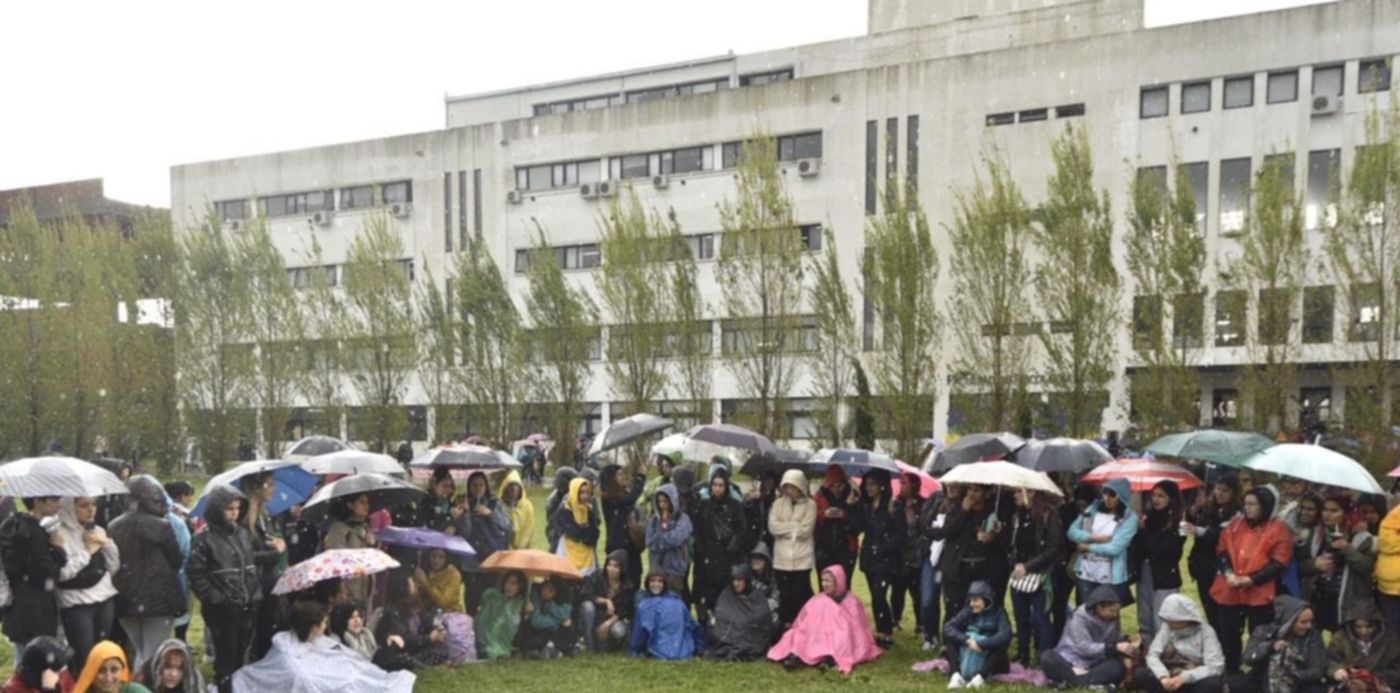 1570936114396.jpeg?&cw=1920&ch=950