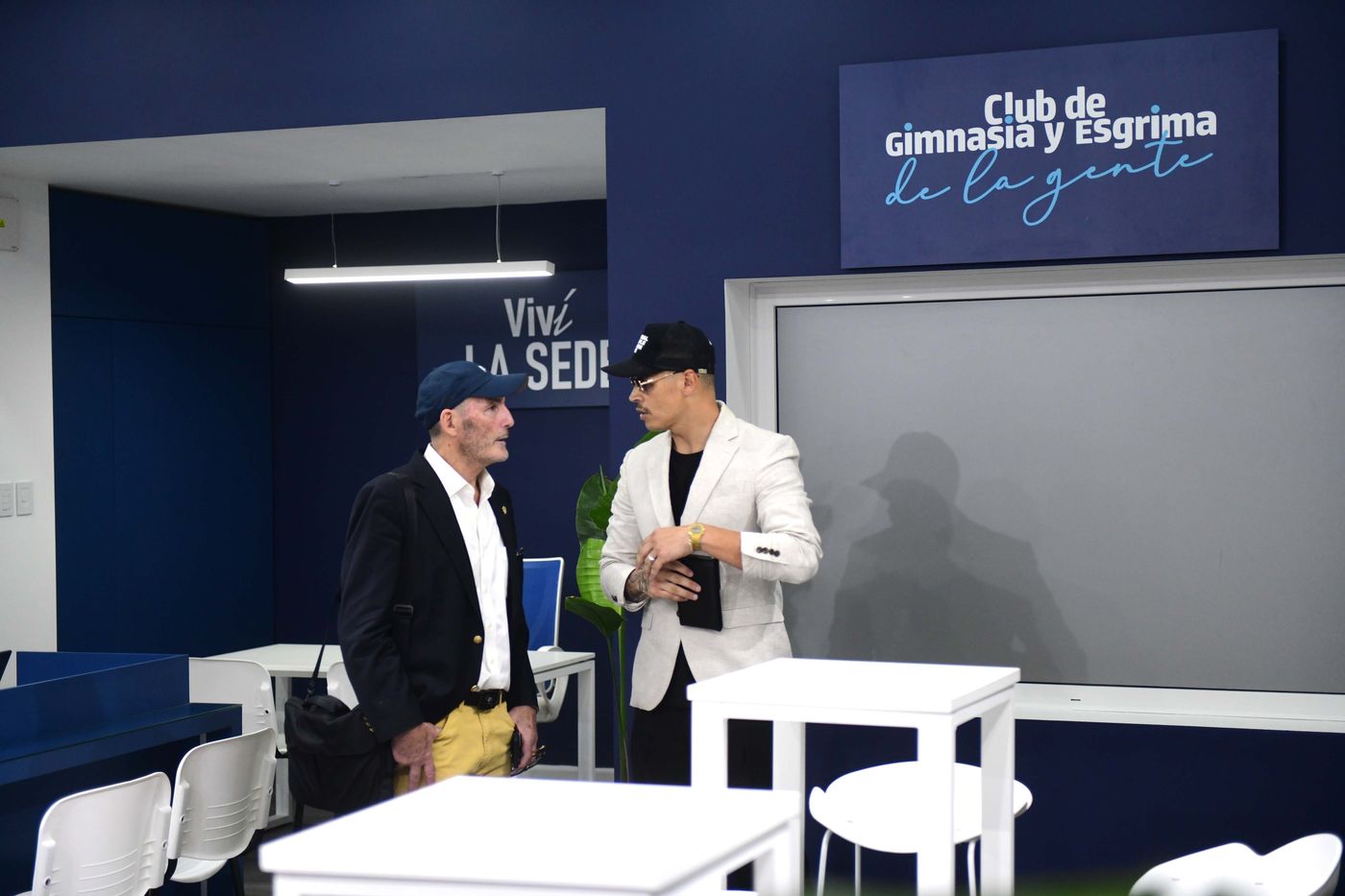 Toto Pueblo Gimnasia}.JPG