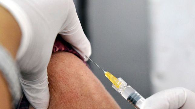 tras la falta de vacunas, se retoma la campana antigripal en la plata