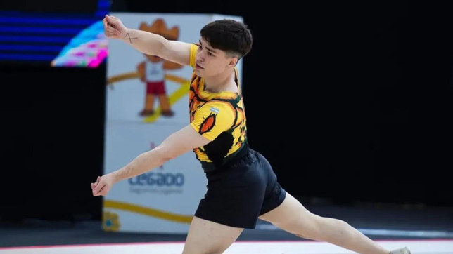 es platense, clasifico para el mundial de gimnasia aerobica, pero necesita ayuda para viajar