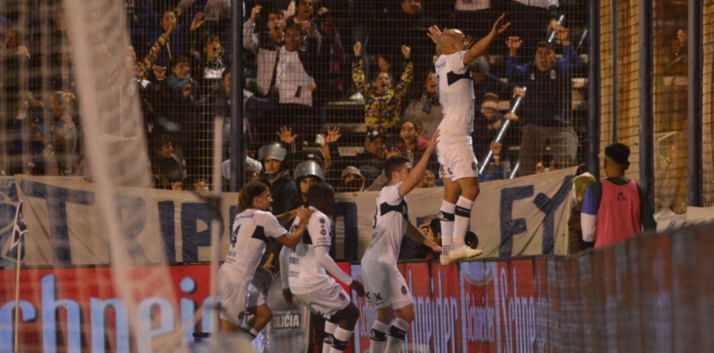 1556591266131.jpg?width=1487&height=743&scaleY=1&ow=1500&x=7&y=176&rotate=0&scaleX=1&oh=1049&&cw=1920&ch=950