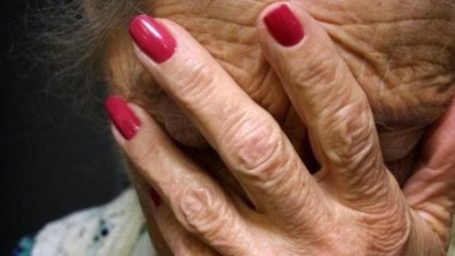 berisso: tenia una restriccion perimetral contra su abuela, quiso atacarla y fue arrestado