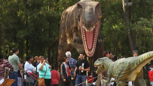 ¿que dinosaurios tendra el jurassic park que se construye en la republica de los ninos?