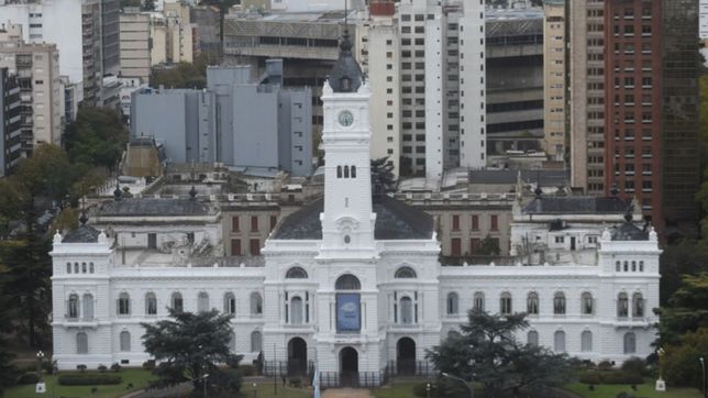 principio de acuerdo por bono y aumento para los municipales de la plata