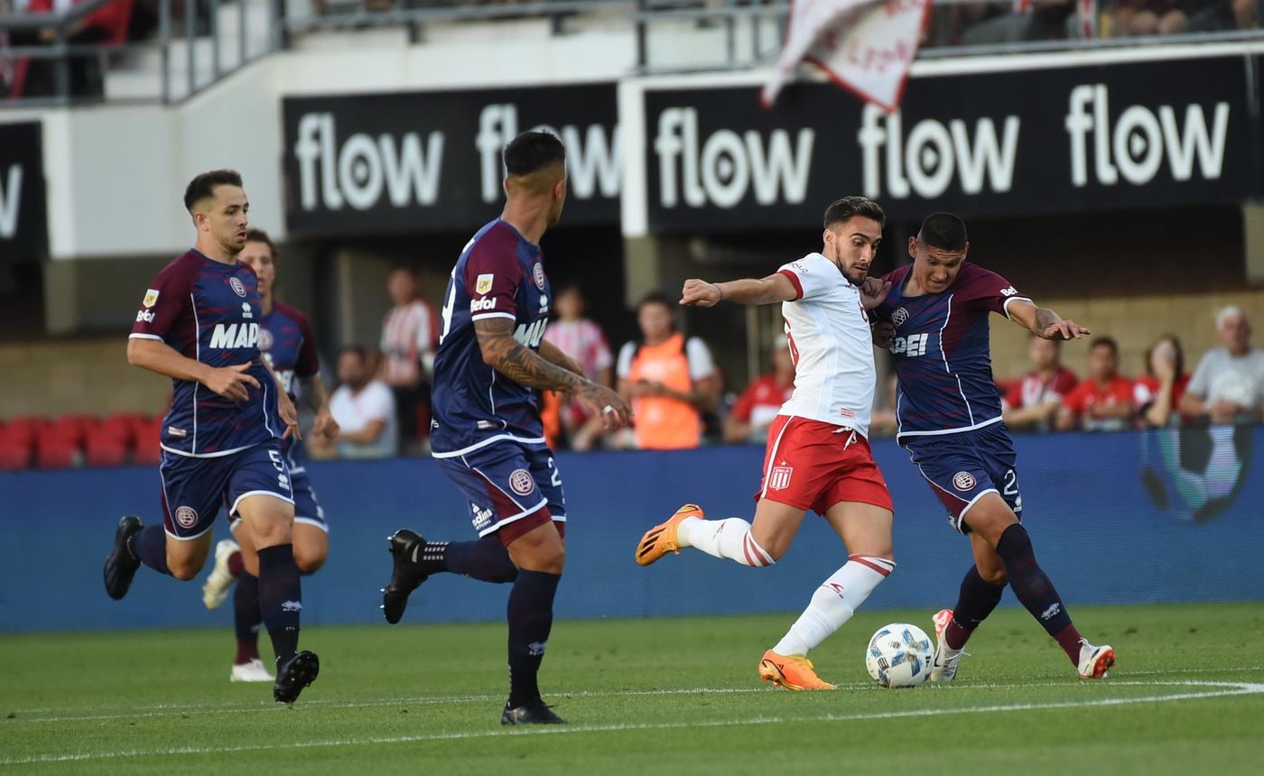 Estudiantes Lanús Méndez.jpeg