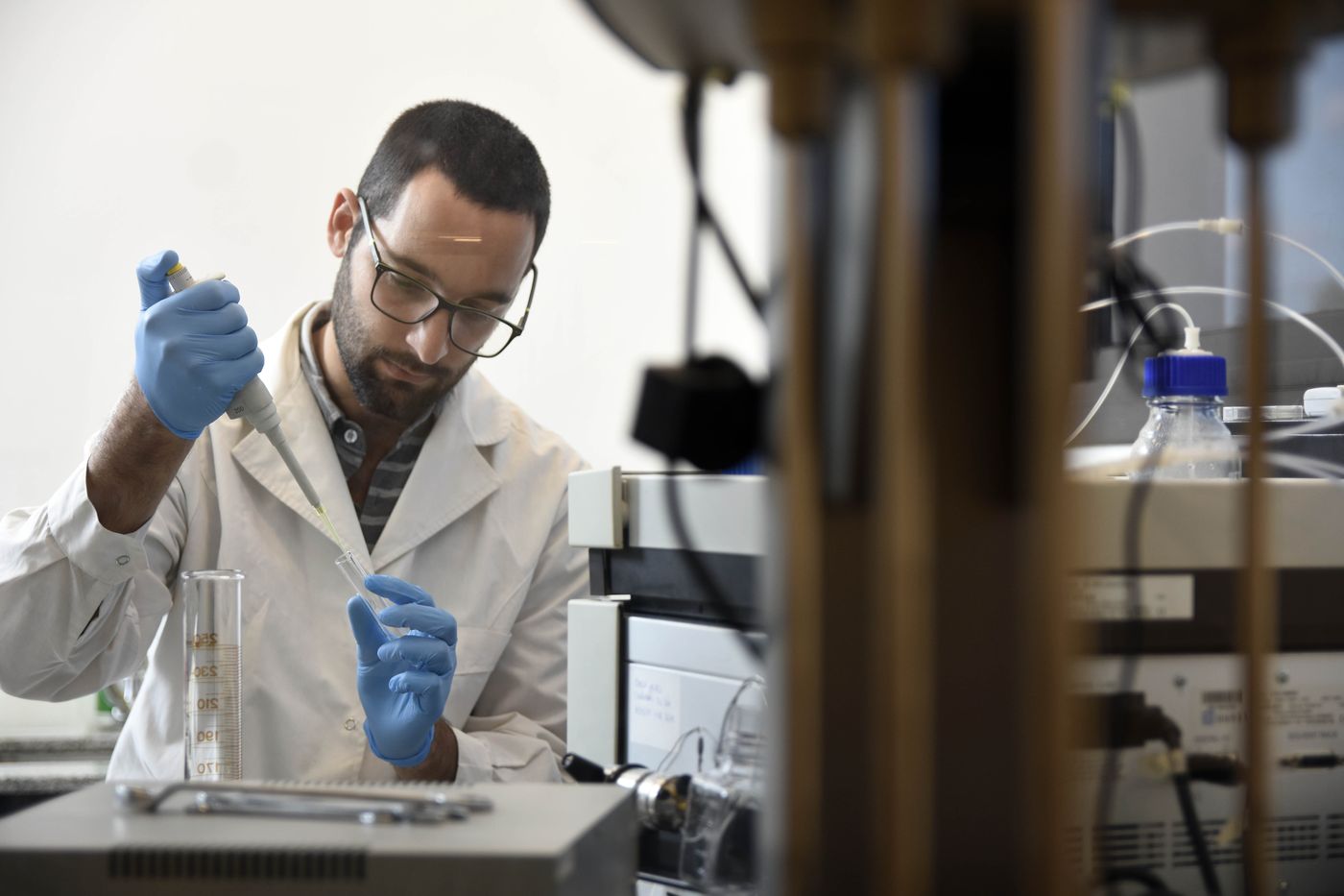 Científicos investigadores UNLP (15).jpg