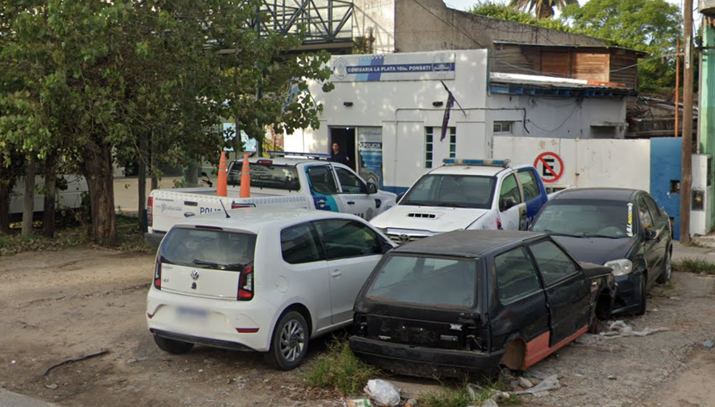 Comisaría de Villa Ponsati, el lugar donde apareció el menor que era intensamente buscado en La Plata.