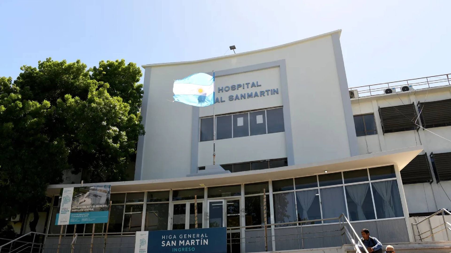 El Hospital San Martín incorporó una tecnología inédita para tratar aneurismas cerebrales