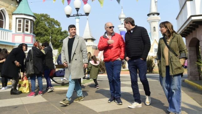 garro y grindetti firmaron un convenio y volvieron a reclamar por la autonomia municipal