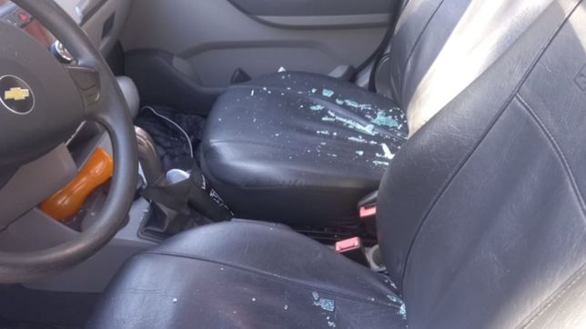 deshidratado y llorando: asi encontraron al bebe abandonado en un auto en la plata