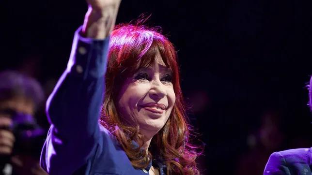 el pj prepara una masiva marcha para apoyar a cfk tras la condena