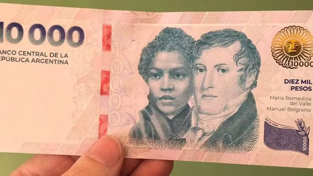 alerta en la region por la aparicion de billetes de $10.000 falsos