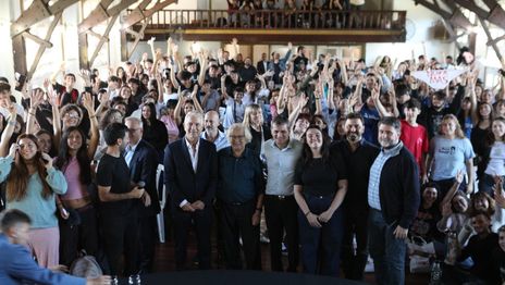 Más de 200 estudiantes secundarios de La Plata protagonizaron un encuentro en la República de los Niños