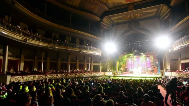 la agenda completa de espectaculos del coliseo podesta para las vacaciones de invierno