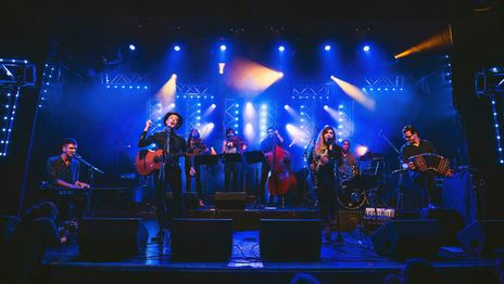 Amores Tangos vuelve a La Plata y presenta su nuevo show