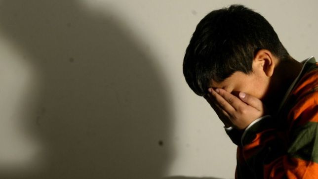 un caso de abuso sexual a dos hermanitos conmueve a los vecinos de villa elisa