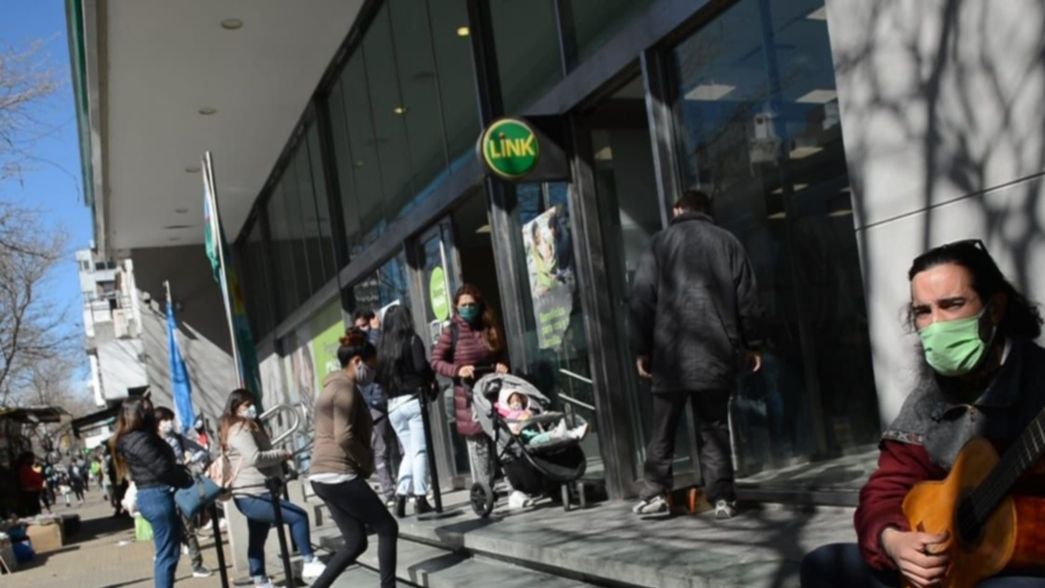 La Plata tendrá salidas recreativas y reactivará gimnasios, restaurantes y obras privadas