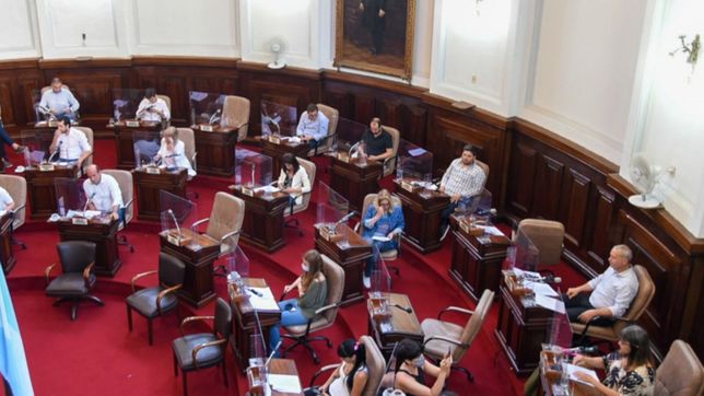 concejales del fdt avalan el proyecto para que los evasores paguen la deuda con el fmi