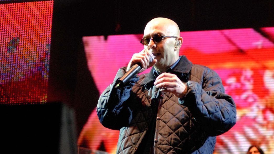 El Indio Solari sorprendió con tres canciones nuevas