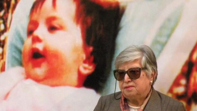 angustiados, los platenses saludaron a chicha mariani por su delicado estado de salud