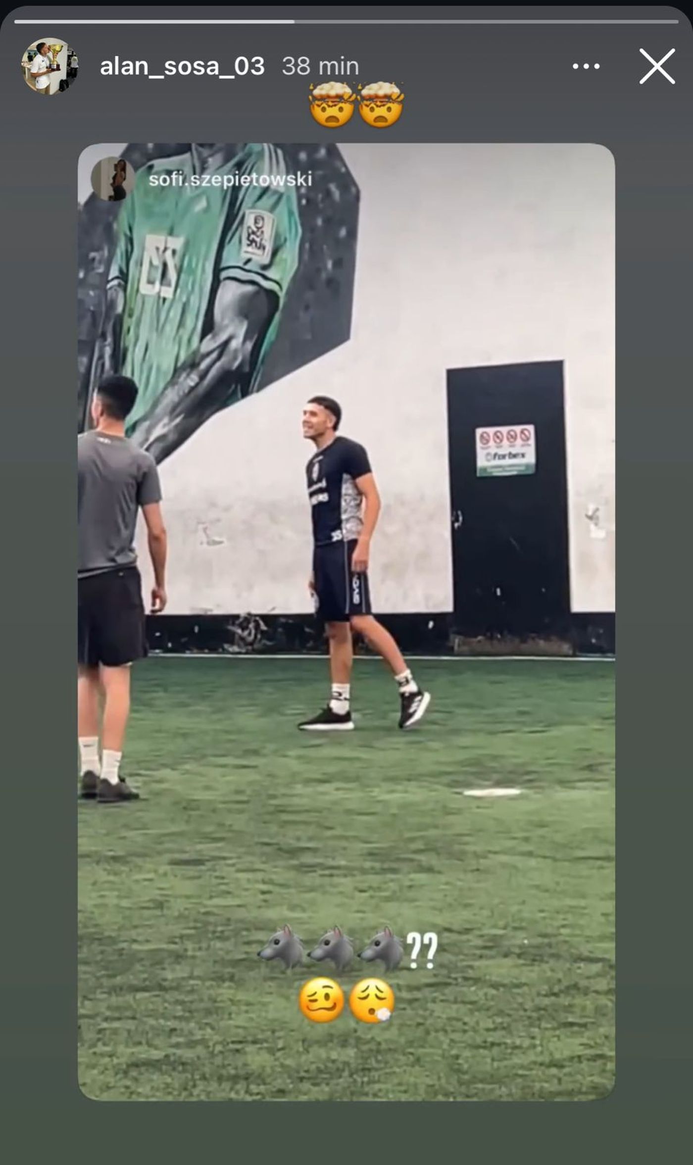 El enigmático mensaje de Alan Sosa en sus redes sociales mientras Gimnasia espera su respuesta. El enigmático mensaje de Alan Sosa en sus redes sociales mientras Gimnasia espera su respuesta.