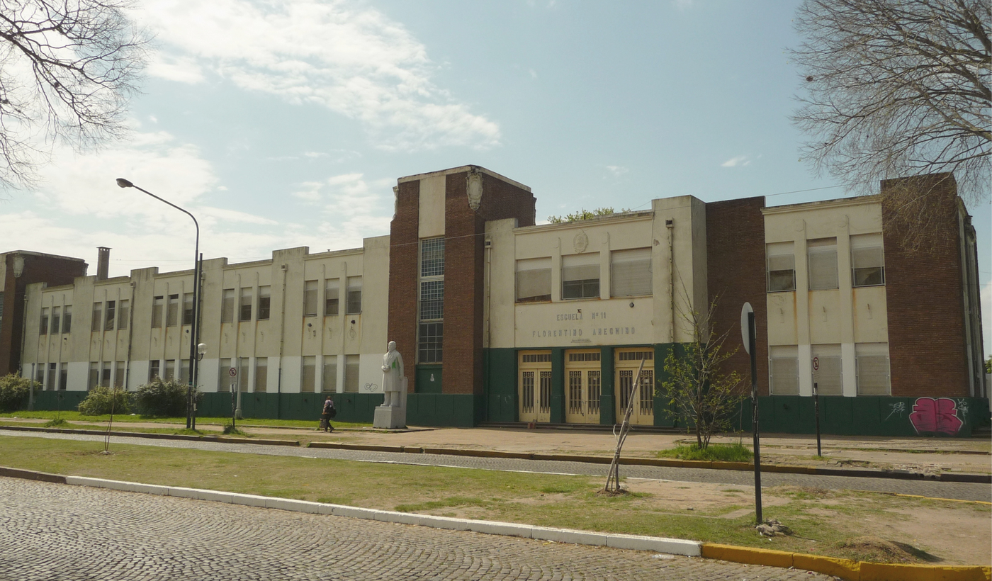 Escuela Secundaria 46 La Plata.png