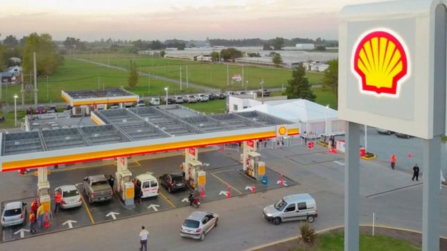 otra vez la nafta: shell aumenta el valor del combustible un 9,5%