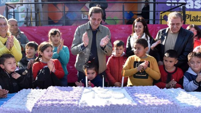 con un colorido festejo, melchor romero celebro su 135° aniversario