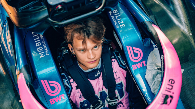 el reemplazante de colapinto fue un desastre, hizo un trompo y termino ultimo la prueba