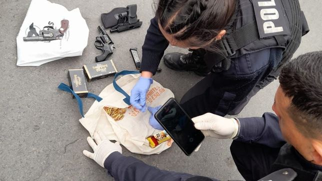 amenazas armadas y detenidos por una pelea vecinal en berisso