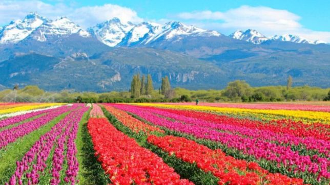¿cuales son los tres pueblos argentinos que pelean por ser el mas lindo del mundo?