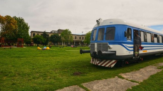avanza la idea de unir la plata, berisso y ensenada con el tren universitario