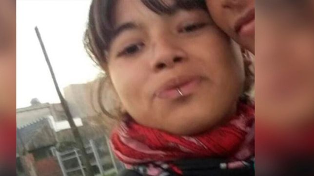buscan desesperadamente a una joven que salio de su casa y desaparecio