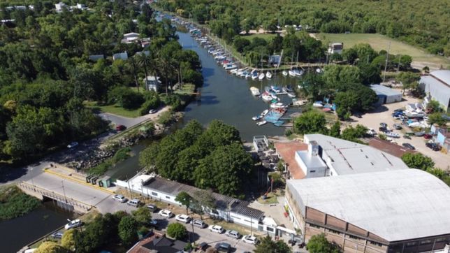 ¿quien es el hombre que aparecio muerto en el club nautico de ensenada?