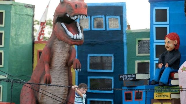 el 31 a la noche se quemaran 73 munecos en las calles de la plata