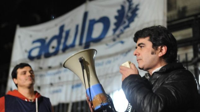 los docentes de la unlp aceptaron la propuesta del gobierno y cerraron un 16% de aumento