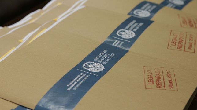 la unlp volvera a entregar legajos reparados a victimas del terrorismo de estado