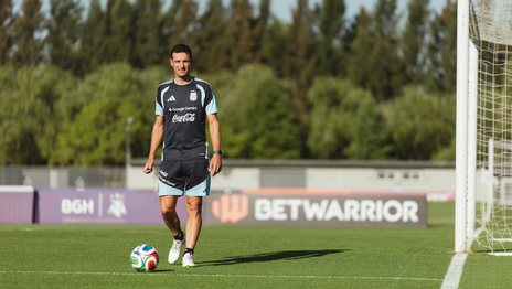 Scaloni empieza a darle forma al equipo pensando en el Mundial