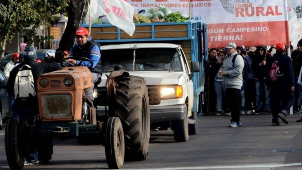 Productores locales protestan contra el “lock-out” del campo
