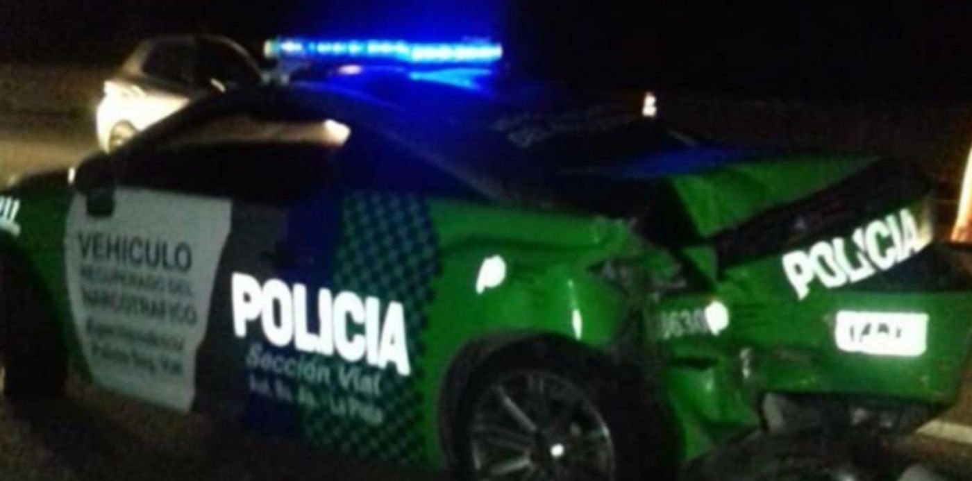 1541330613845.jpg?ow=938&oh=840&scaleX=1&scaleY=1&width=910&height=455&rotate=0&x=15&y=235&&cw=1920&ch=950