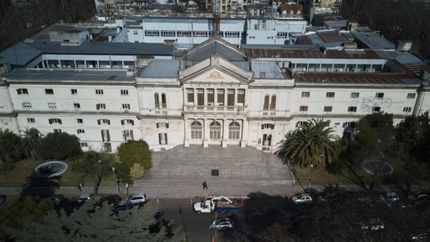 Le robaron a un comerciante a metros del Ministerio de Seguridad