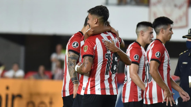 luego de debutar en estudiantes, se fue libre y ahora vuelve al futbol argentino