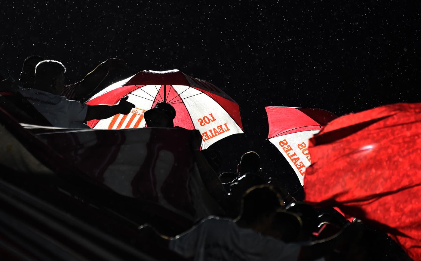 Estudiantes Boca Hinchada UNO.JPG