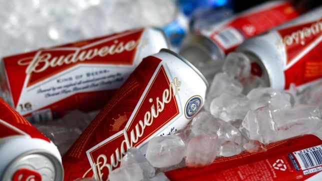 ¿Dónde se canjean en La Plata las latas de cerveza que Budweiser prometió por el Mundial?