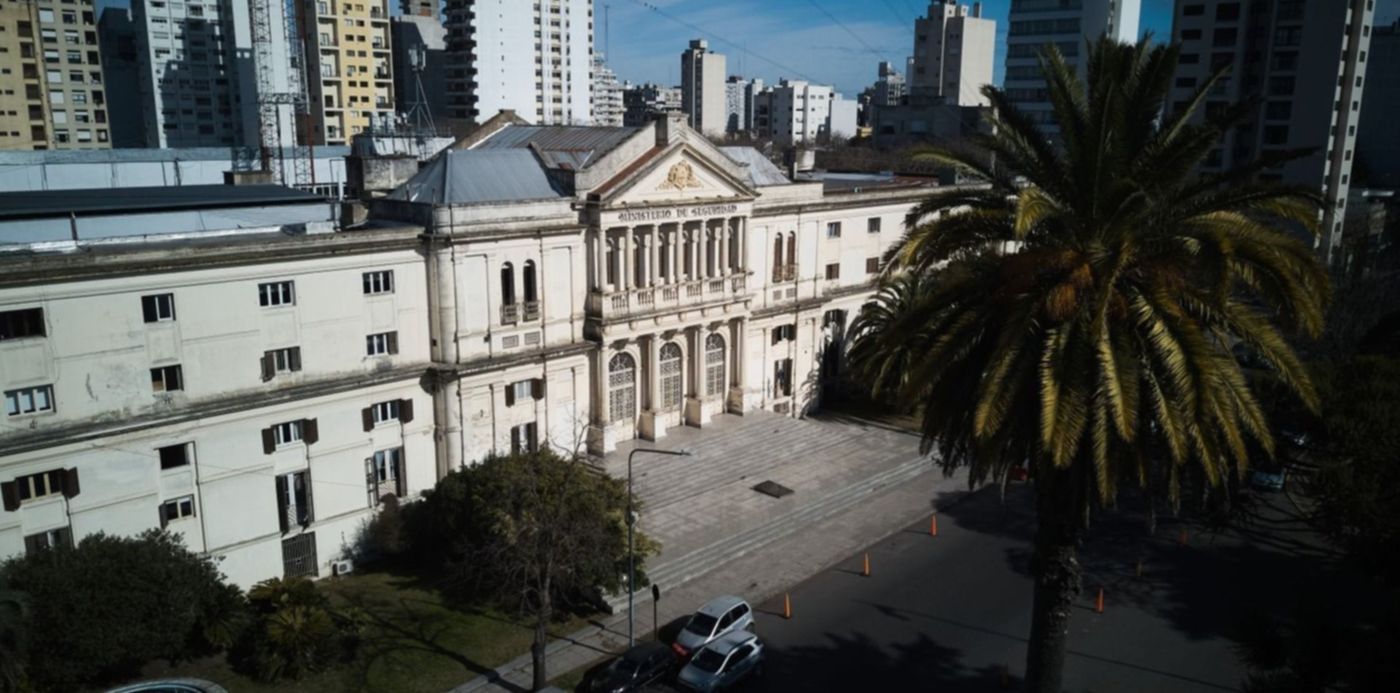 1681413600462.jpg?x=4&y=172&width=1492&height=746&rotate=0&scaleX=1&scaleY=1&ow=1500&oh=1124&&cw=1920&ch=950